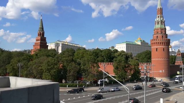 Путешествие в Москве. Часть 2. Красная площадь. Памятник ПетруI. Музеон. Парк Горького. смотреть онлайн