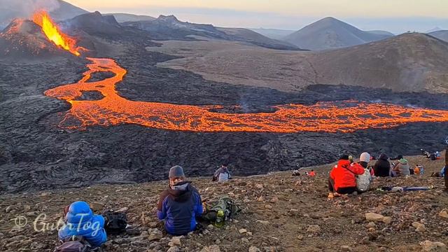 Lava and people смотреть онлайн