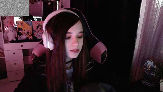 Зачем yuuehcka вернулась в Москву смотреть онлайн