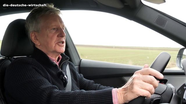 Audi Q8 Hybrid 60 TFSI: Alter Bekannter mit Hybrid-Antrieb | Fahrbericht mit Klaus Niedzwiedz смотреть онлайн