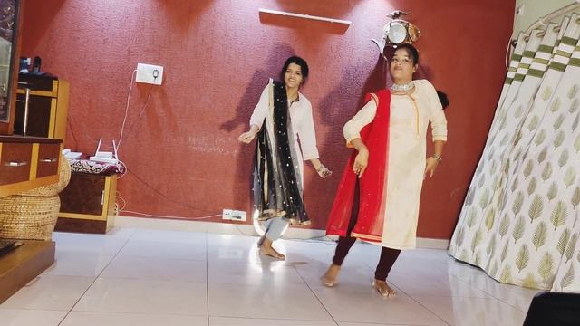 Manwa Laage | Semi classical Dance | Chiku & Charu | Happy New Year смотреть онлайн