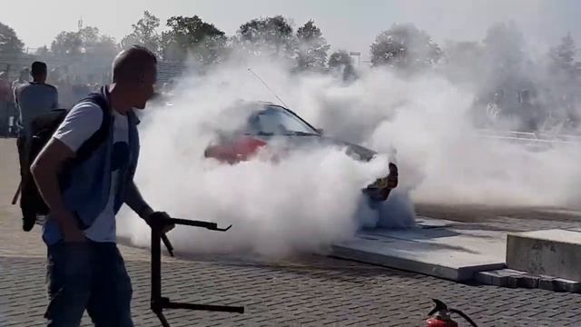 Nissan 100nx CRAZY BURNOUT | Japfest 2017 смотреть онлайн