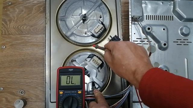 Электроплита выбивает автомат в щитке запах гари | Ремонт электроплиты Кудрово смотреть онлайн