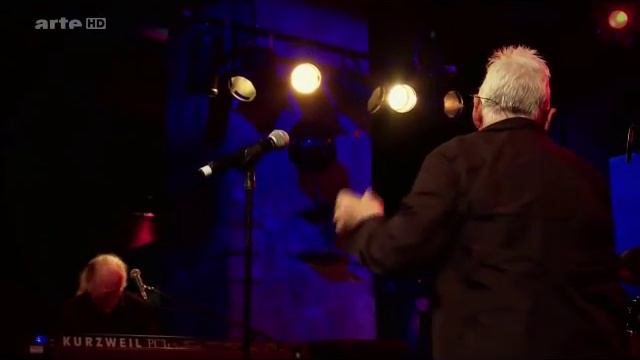 Eric Burdon "We Gotta Get Out Of This Place" Live at Berlin_2015 смотреть онлайн