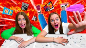 ПОЛ ЭТО ЛАВА с МЛАДШЕЙ СЕСТРОЙ 24 часа Челлендж! ВЫДЕРЖИМ ли мы целый день НЕ КАСАТЬСЯ ПОЛА?!