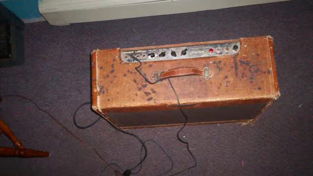 GG Allin 89' & 54' Fender Twin amp. смотреть онлайн