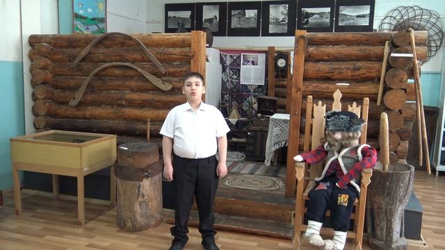 Стихотворение "Сяду к деду на колени" читает ученик 4 класса МОУ Маловасилевская СОШ Улугбег Юлдаше смотреть онлайн