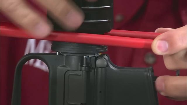 How to Replace or Upgrade AR-15 Handguards Presented by Larry Potterfield of MidwayUSA смотреть онлайн