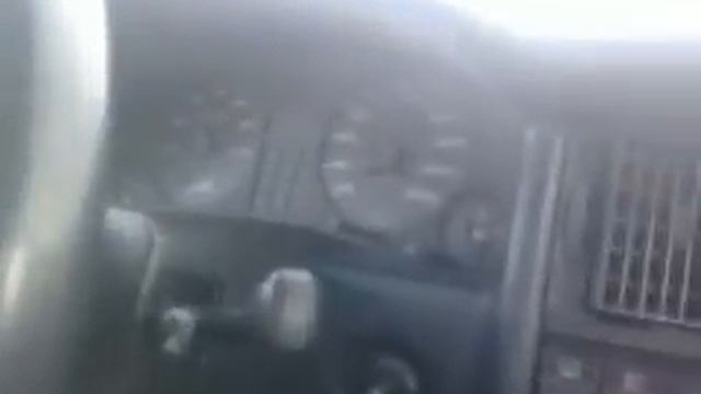 Audi 80 B3 1.8jn driving in the city смотреть онлайн