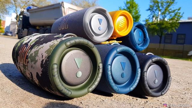 6 JBL speakers CONNECTED together !!! JBL PARTYBOOST BASS TEST !!! (100% VOL.) смотреть онлайн