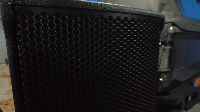 RCF NX32-a 12" Powered DJ Speaker - Overview, Review, and Comparison смотреть онлайн