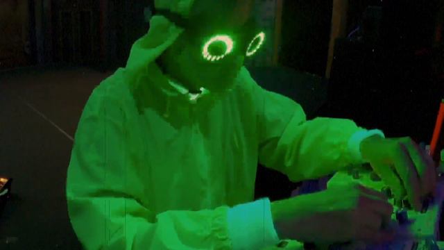 "Restricted Diet" Astrofreq @ Meow Wolf. Soma Lyra-8 into Moogerfooger Murf смотреть онлайн