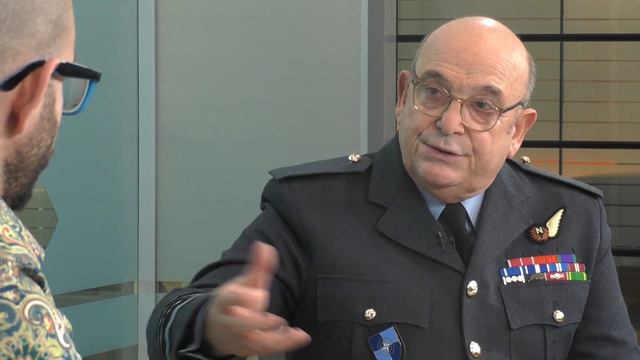 Stuart Peach: Security is not for free! | @VisualPolitik | yourMSC смотреть онлайн