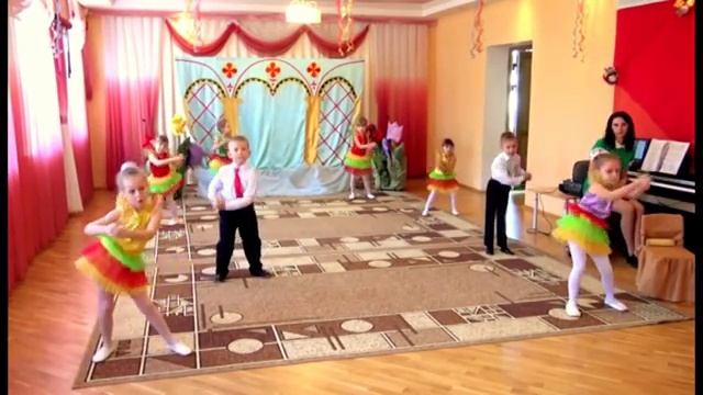 Танец _Шоколадки_ в детском саду.mp4 смотреть онлайн