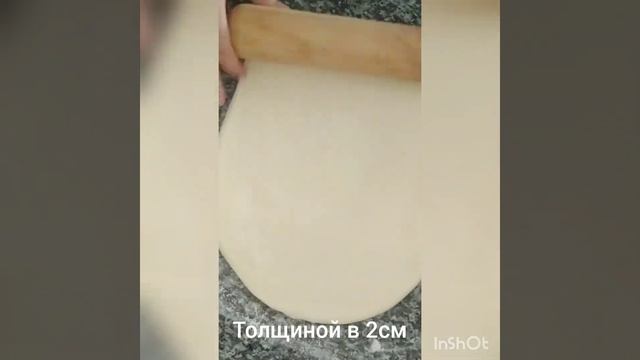 Пироги с миндалем и шоколадом