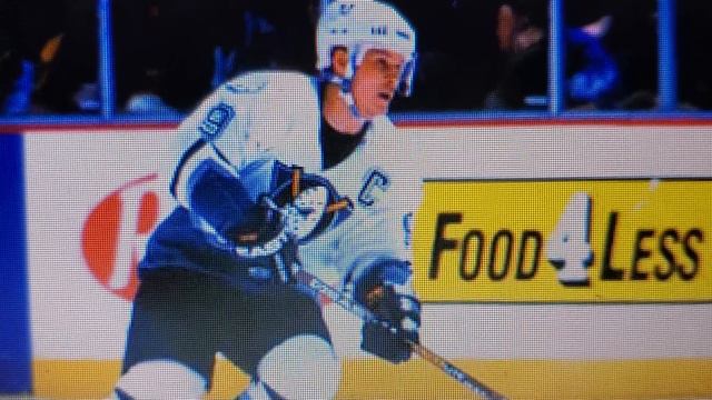 Number 9 Paul Kariya смотреть онлайн