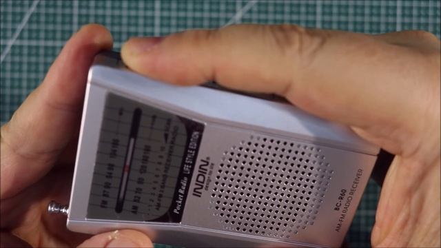 Дешевый портативный FM-AM радиоприемник INDIN BC-R60 смотреть онлайн