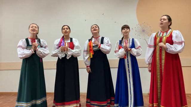 « Я сегодня слушала рябину» музыка А. Гладченко, слова Р. Дерикот - Ансамбль «Рассыпуха» смотреть онлайн