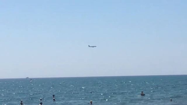 Пляж Финикудес Ларнака // Finikoudes Beach Larnaca // Παραλία Φοινικούδων смотреть онлайн