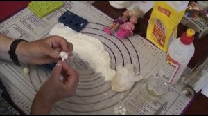 Как сделать лицо куклы из крахмала