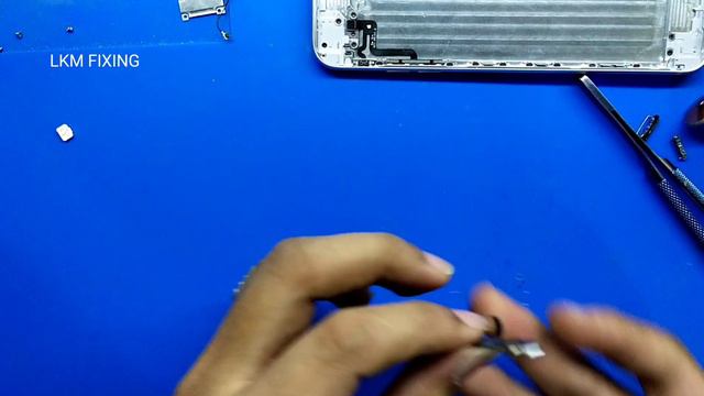 How To Turn Your iPhone 6s Plus / Into an iPhone 8 plus 100% смотреть онлайн