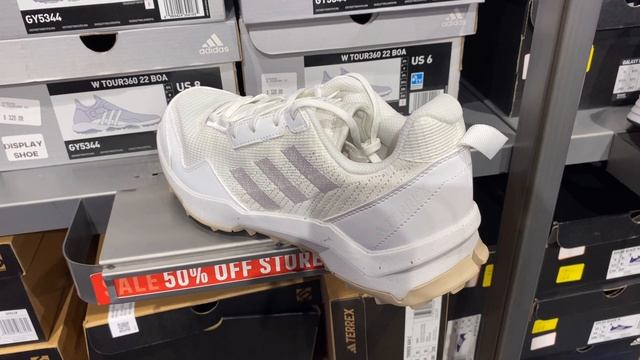 Adidas Terrex AX4 Hiking (Non Dyed/Cloud White/Wonder Beige) - Style Code: HQ9022 смотреть онлайн