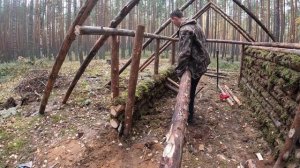 СТРОЮ ХИЖИНУ в ЛЕСУ! Строю ОДИН, ДОМИК в ЛЕСУ 4 ДЕНЬ СТРОЙКИ 2К