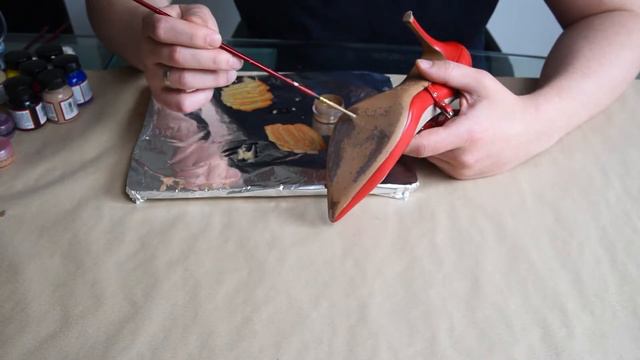 How to Paint Outsoles 🎨│ Valentino Garavani Rockstud Shoes смотреть онлайн