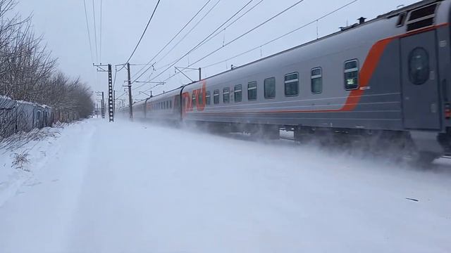 Электровоз ЭП2К-301 с поездом №127Ы Красноярск — Адлер смотреть онлайн