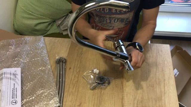 Распаковка – Смеситель Rossinka Silvermix Z35-28 смотреть онлайн