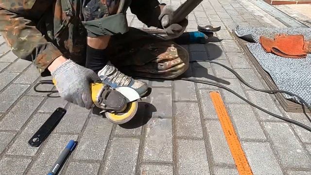 Удалитель одуванчиков смотреть онлайн