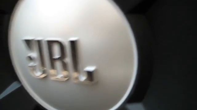 JBL 4 смотреть онлайн
