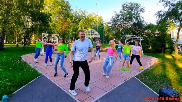 Street Salsa - DJ Mendez Ft. Yei@DanceFit
