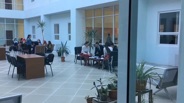 Самый лучший университет! смотреть онлайн