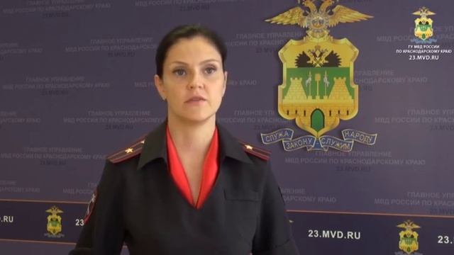 В Новороссийске молодой человек обокрал два магазина бытовой техники. смотреть онлайн