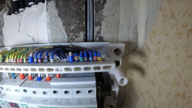 Замена эл. проводки в 3-х комнатной квартире в панельном доме смотреть онлайн