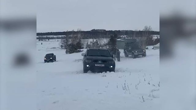 Land Cruiser 200 едет? 4х4 клуб Кокшетау. Покатушка 25/02/24 смотреть онлайн