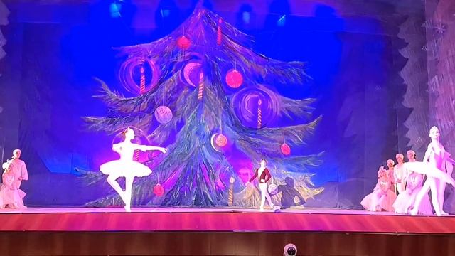 Балет "Щелкунчик", Па-де-труа 26.12.2020 смотреть онлайн