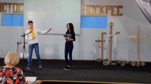 Я - СВЕТ МИРУ! (сценка христианско-молодёжной труппы "Маленькая овечка")