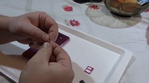 samsung j4 plus how to put sim card and sd memory card