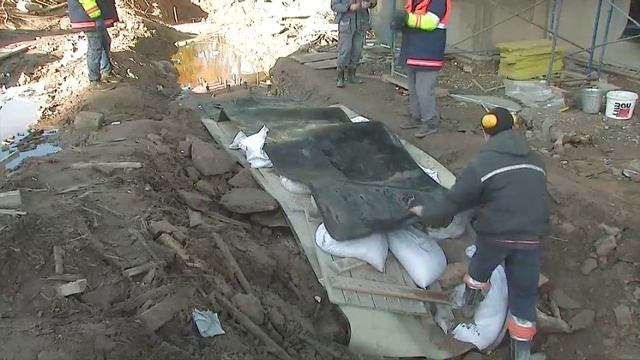 Устройство траншеи в скальном грунте при строительстве Храма успения в г. Выборг с применением ГДШ смотреть онлайн