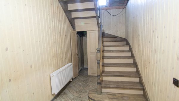 Изготовление лестницы с поворотом на 180 гр . с 6 поворотными ступенями