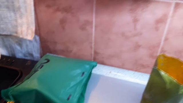 Сух паёк украинской армии. Обед смотреть онлайн