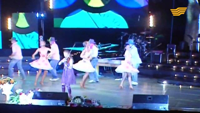 Жамиля Серкебаева - «Вечер трудного дня» (Дж.Леннон, П.Маккартни) смотреть онлайн