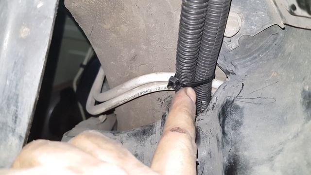 ГБО LPG на VW Tiguan 2.0tsi CCTA USA. Часть 5. Монтаж магистралей и электро кабелей. смотреть онлайн