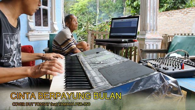 CINTA BERPAYUNG BULAN feat YAMAHA PSR-950 смотреть онлайн