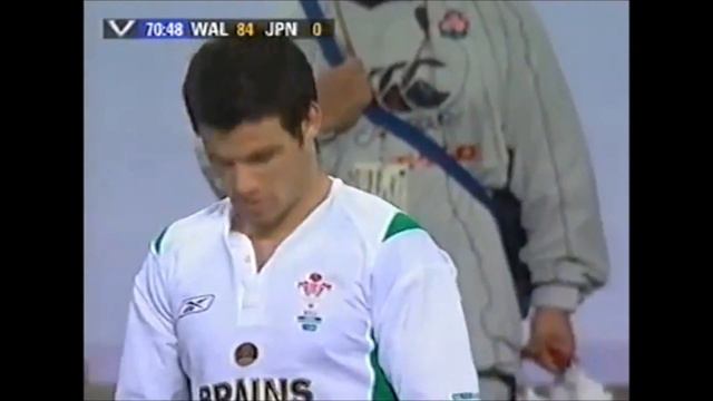 Mike Phillips size comparison with Kiyonori Tanaka смотреть онлайн