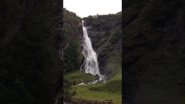 Норвегия. Верингфоссен водопад смотреть онлайн