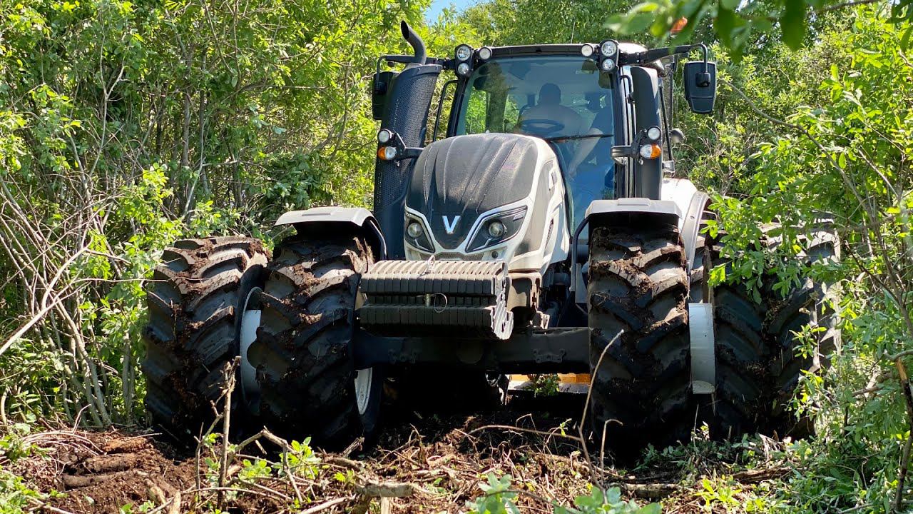 Обзор трактора Valtra T235 Versu в лесном исполнении с поворотным постом