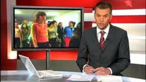 Женские батальоны ВДВ. Девушки надевают голубые береты